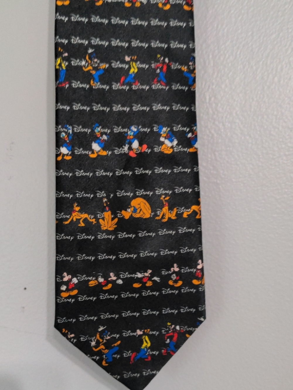 Vintage Mickey Unlimited Disney Character Novelty Necktie 1990s Tall Man XL 69"